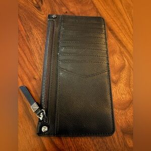 Naturalizer Black Textured Card Holder